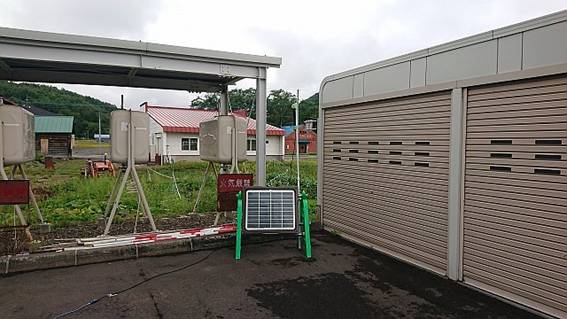 引き続きLANは使いましたが、使うLANケーブルの長さは短くなり巻いた。